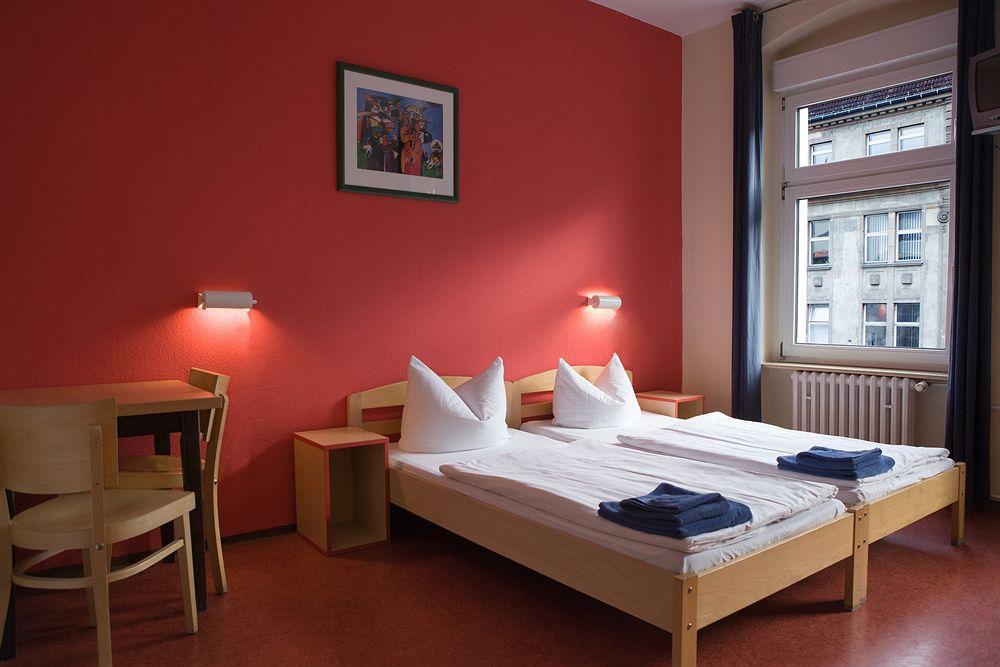 Acama Hotel & Hostel Schoeneberg ベルリン エクステリア 写真