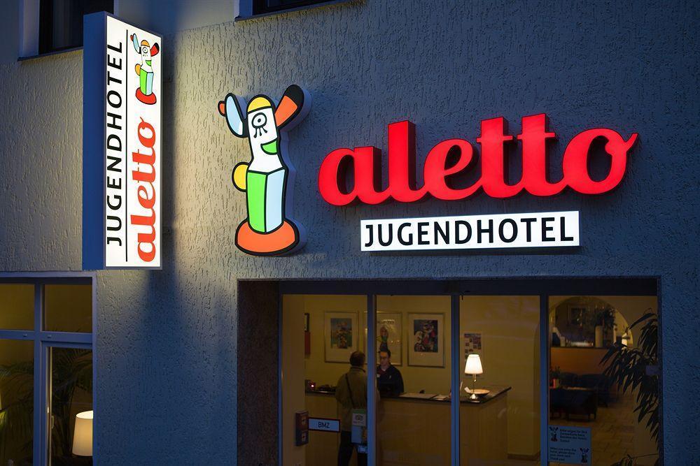 Acama Hotel & Hostel Schoeneberg ベルリン エクステリア 写真